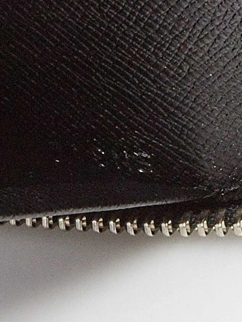 Louis Vuitton Black Electric Epi Leather Zippy Organizer Wallet - Picture 7 of 7
